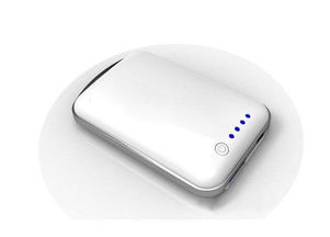 HT004移動電源 廠家批發(fā)價格、產(chǎn)品圖片與通用型充電寶解析